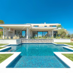 VILLE CONTEMPORAINE – VUE MER – PROCHE CENTRE