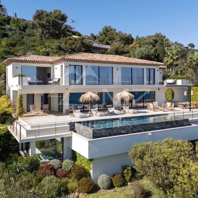 L’élégance provençale face à la mer, au cœur d’un domaine privé