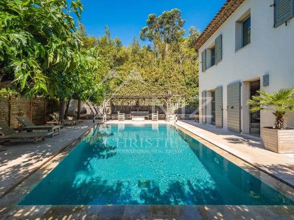 Saint-Tropez – Propriété idéalement située