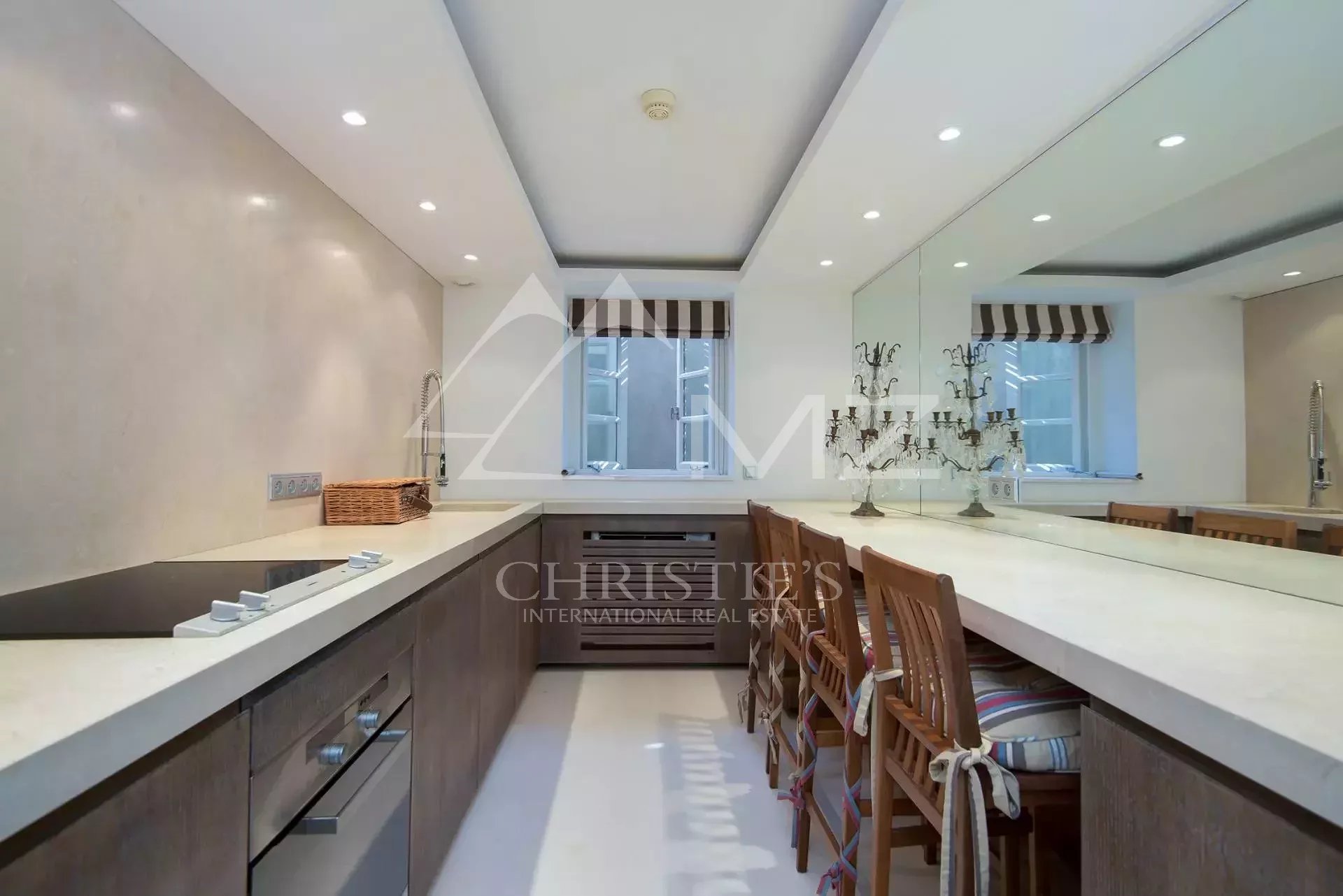 102197e4b378af04b6102712dd090129_e2dea55fc8_1920-original