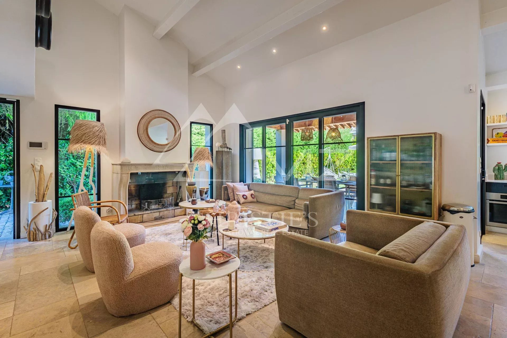 87ade2373436447e13eb90a674e24bf9_204fe20449_1920-original