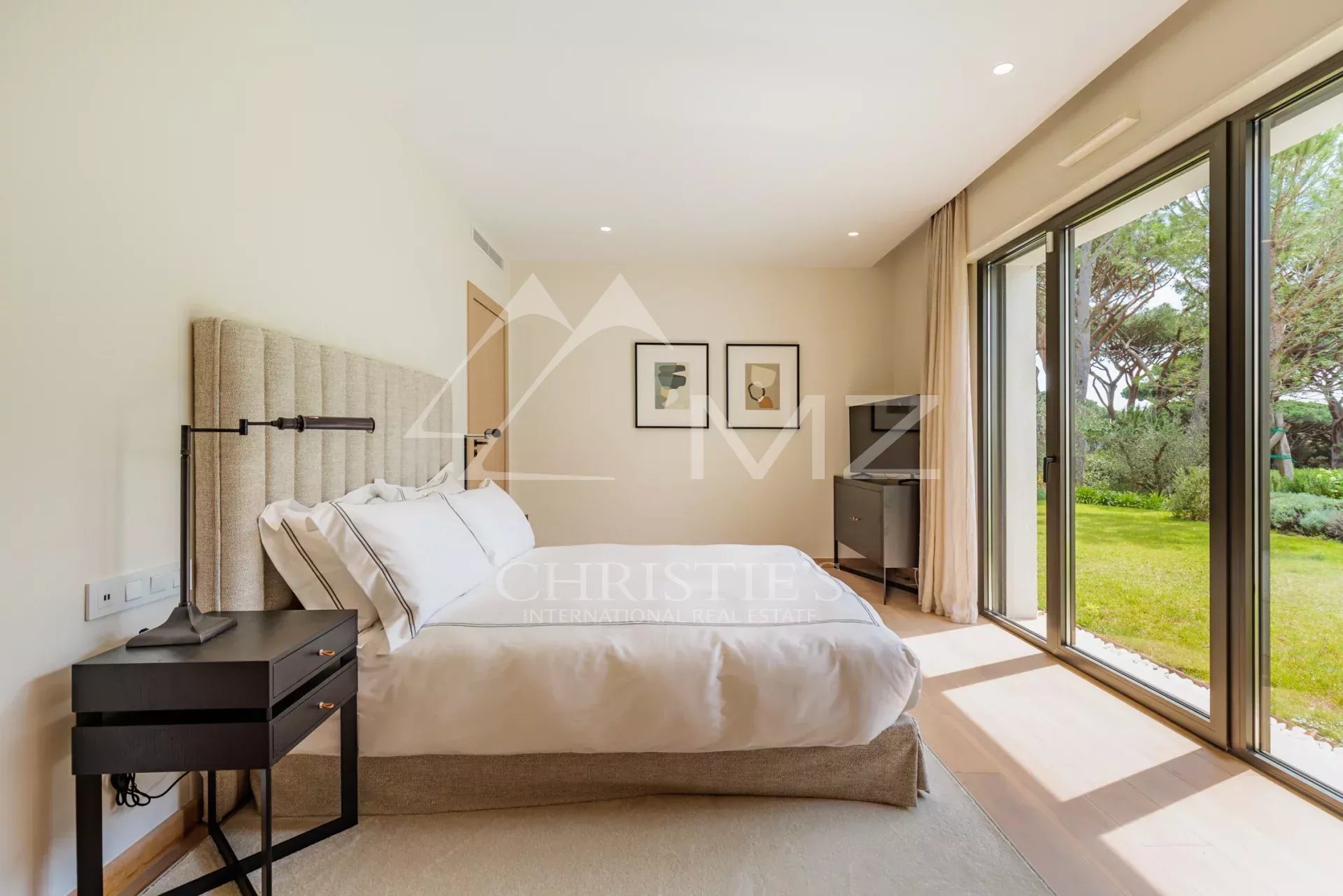 bbf44b4bbc5461e2a5c1b71fb7624399_9c33093167_1920-original