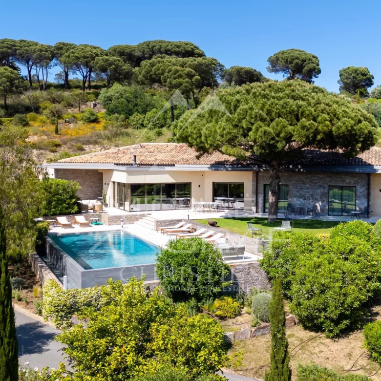 Villa Cala – Saint-Tropez – Magnificent new Provençal/contemporary villa