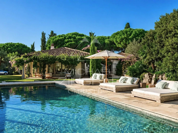 Villa Rosewood – Saint-Tropez – Charming property in a peaceful setting
