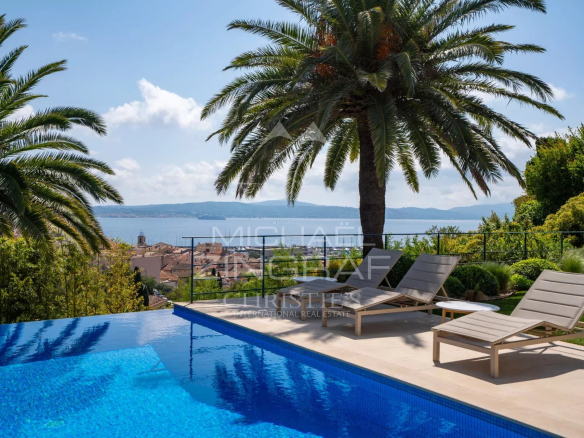 Charming property in the heart of Sainte-Maxime &amp; Sea View
