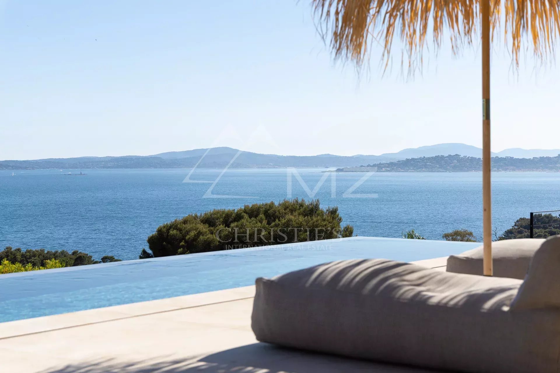 Sea view from a contemporary villa with swimming pool in Les Issambres.