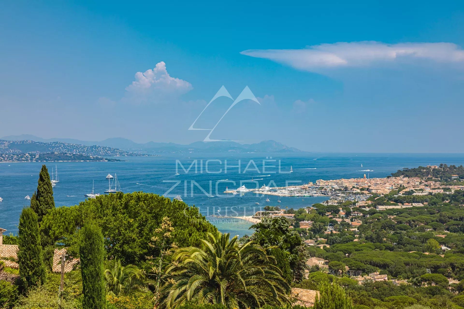 Sea view from Gassin Panoramic view of the sea and the village of Saint-Tropez from Gassin.