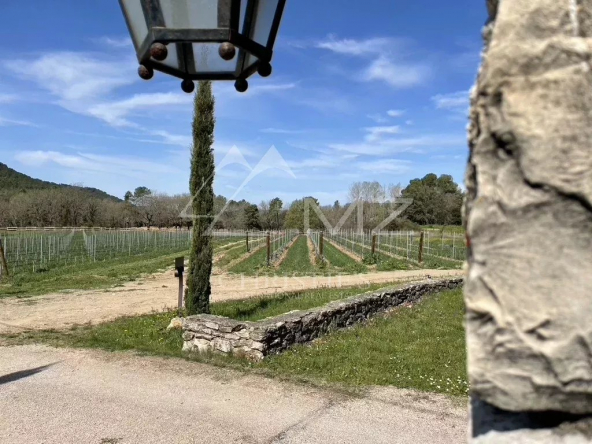 DOMAINE OENOTOURISTIQUE DE STANDING DANS LE VAR