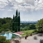 EXCEPTIONAL WINE ESTATE IN THE LUBERON