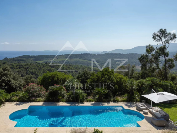 Gassin / Ramatuelle – Vue mer panoramique sud ouest. Parfaitement rénové.