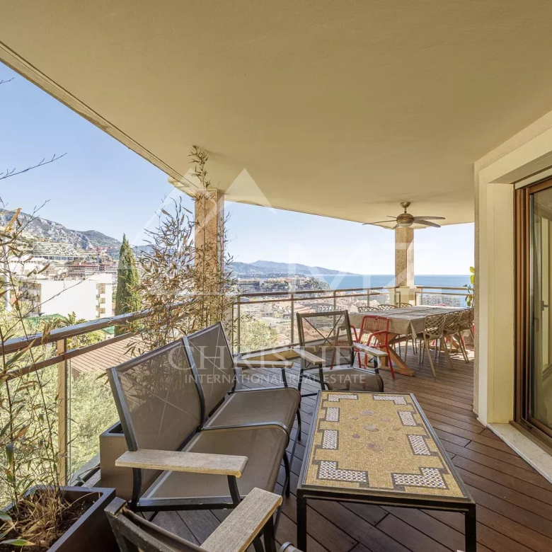 Apartment near Monaco in a recent building