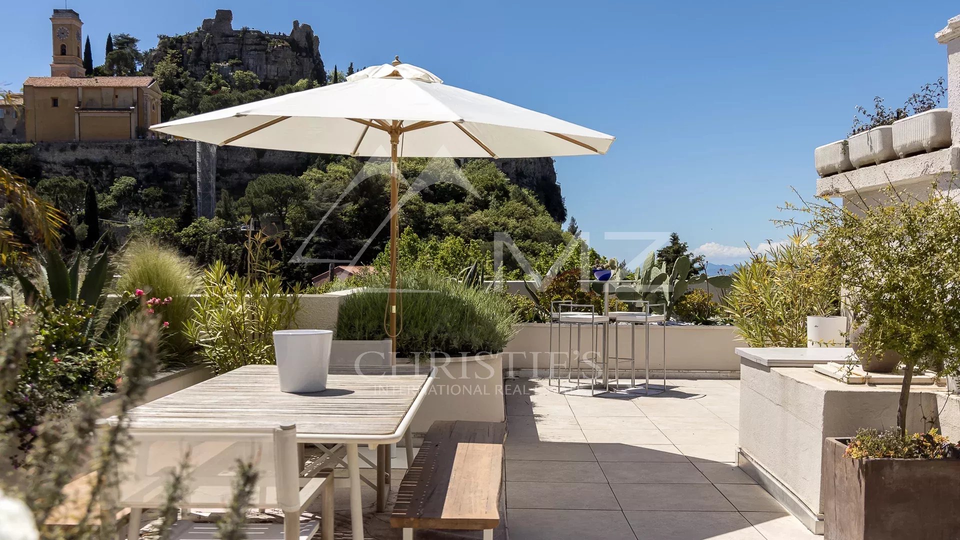 Eze – Magnifique appartement avec grande terrasse