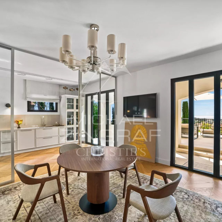 LE RELECQ-KERHUON CORNICHE (PEN AN TOUL) PROPERTY