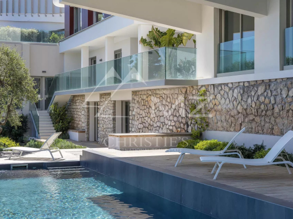 Villefranche sur Mer – Villa contemporaine luxueuse avec vue mer sur la baie