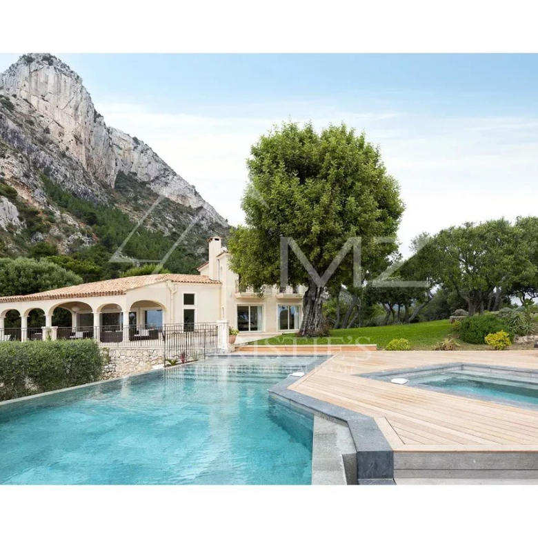 Exceptional Villa in Saint-Jean Cap Ferrat – Luxury &amp; Serenity
