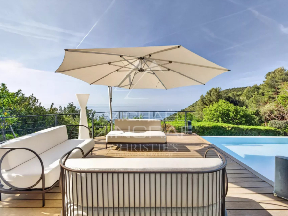 Magnifique Villa Contemporaine à louer vue mer imprenable proche Monaco