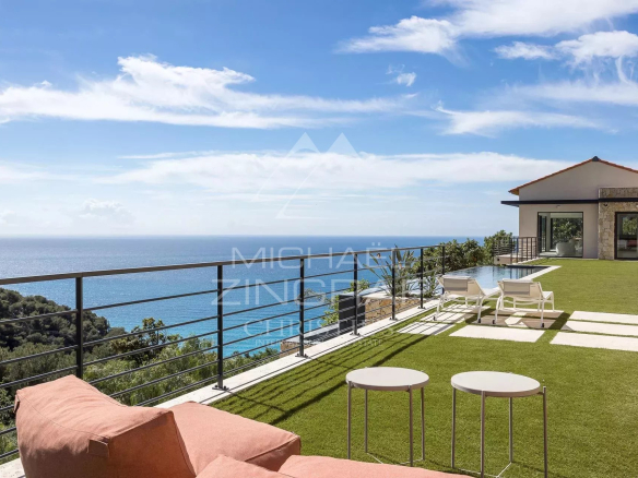 Exceptional contemporary villa – Panoramic sea view – Roquebrune-Cap-Martin
