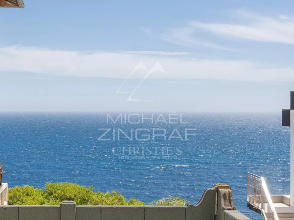 Rare find – Villa near the sea in Cap d'Ail