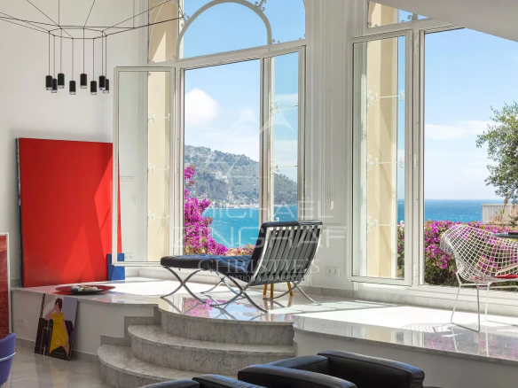 Exceptional property in a listed residence – Belle Époque elegance, sea view and private access to the coastline