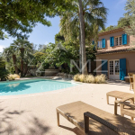 Superb villa full of charm with sea view