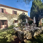 Cap d’Antibes – Maison de caractère proche des plages
