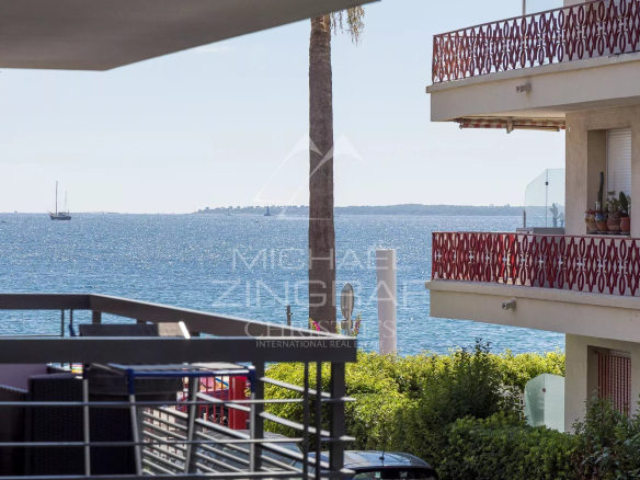 Juan-les-Pins – Bord de mer – Appartement d’exception 129,69 m²
