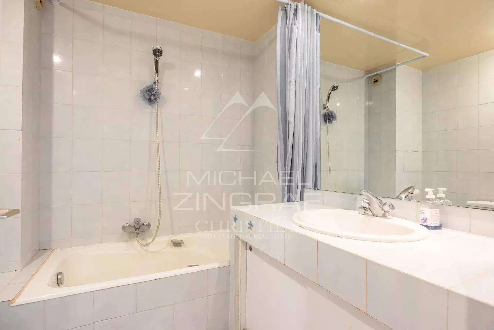 690f757edb3094b558efb19c44a3ef37_08e243e416_1920-original