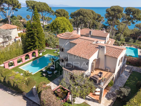 Cap d'Antibes – Villa with sea view and in a quiet location