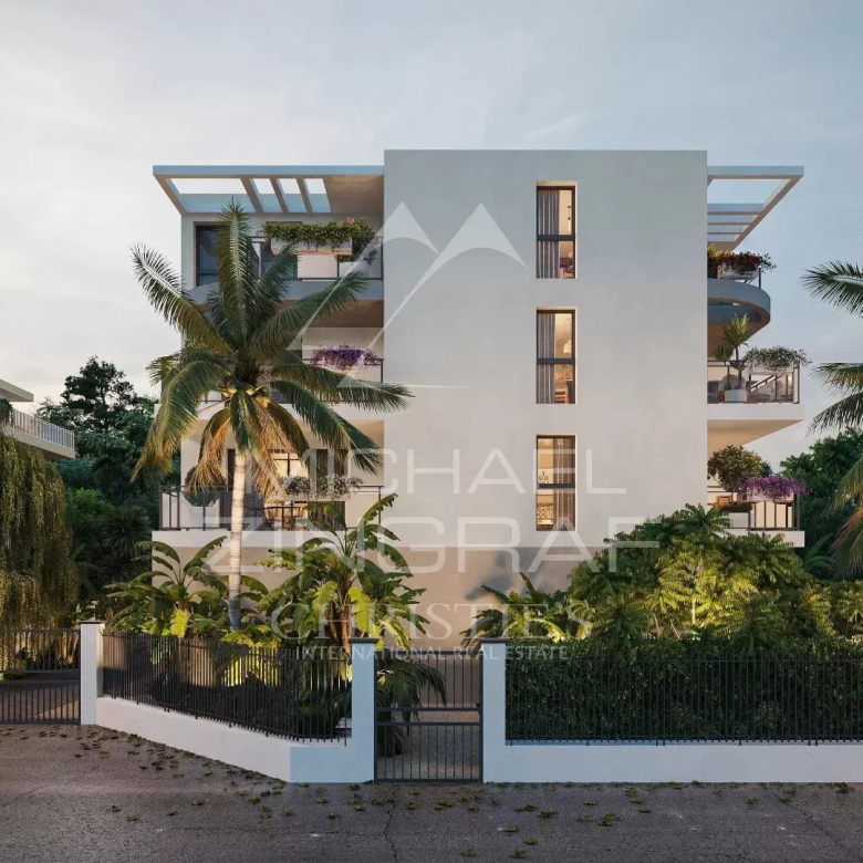 ANTIBES – DUPLEX DERNIER ÉTAGE – TERRASSES SUD – RÉSIDENCE RECENTE
