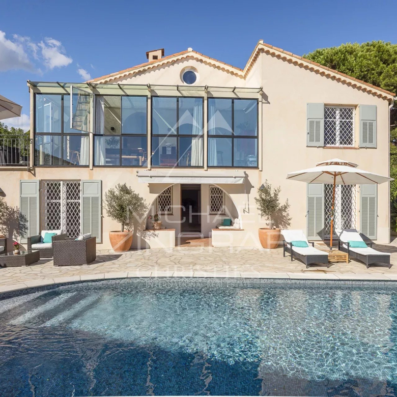 Magnifique propriété provençale au cœur du Cap d’Antibes