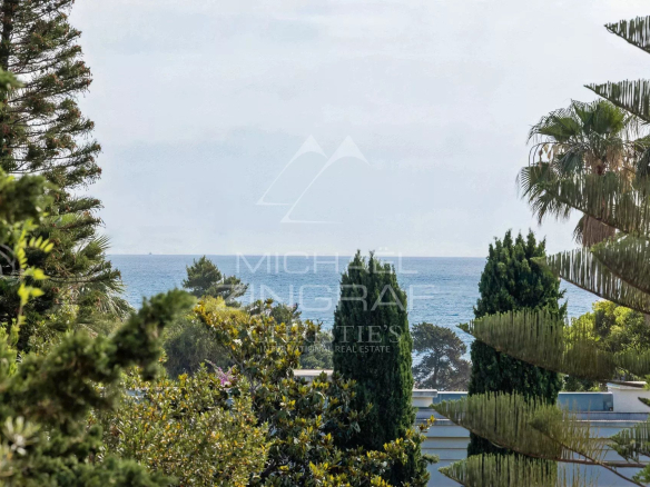 Sea view from a wooded park in Cap d'Antibes