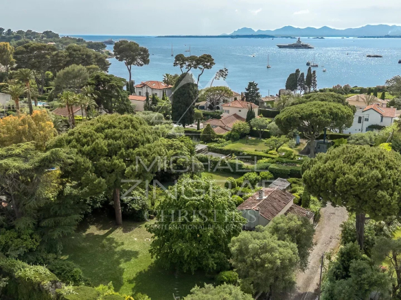 Cap d’Antibes versant ouest – Rare opportunité avec fort potentiel constructible