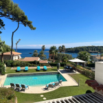 Villa vue mer proche Garoupe