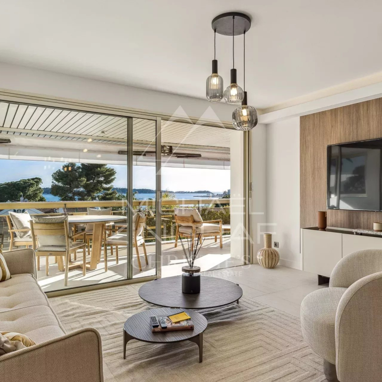 Élégant appartement – Vue mer