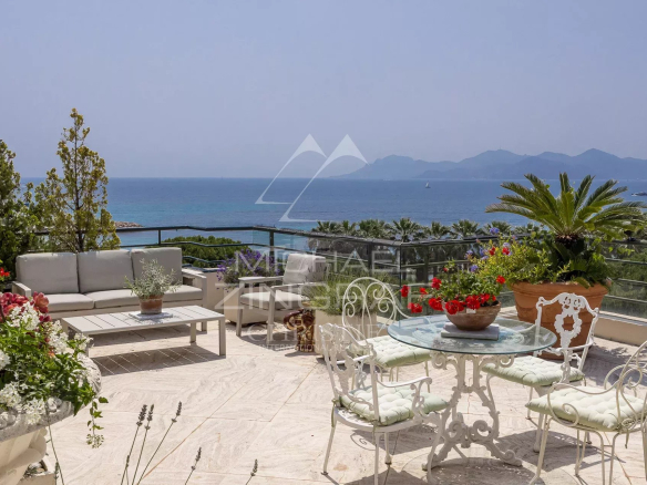 Croisette point cannes - Exceptional penthouse - Panoramic sea view