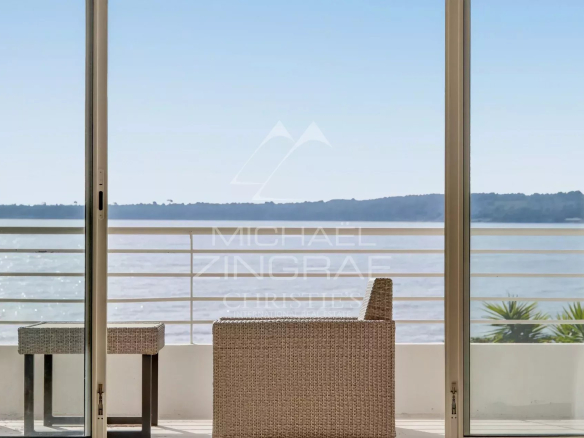 Cannes Palm Beach – Moure Rouge – 3P vue mer avec studio attenant