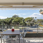 Cannes Croisette – Palm Beach – Appartement 2 pièces rénové vue mer