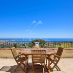 Charmante villa en pierre avec vue mer panoramique