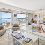 Superb 4-room corner apartment in a luxury residence