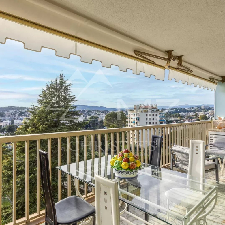 apartment for sale in Levallois-Perret