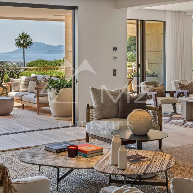 Cannes – California – Exceptional penthouse in a prestigious residence