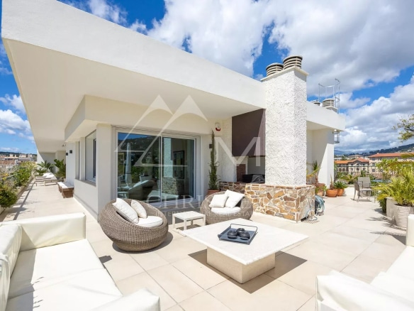 Luxury real estate photo | Charming Properties