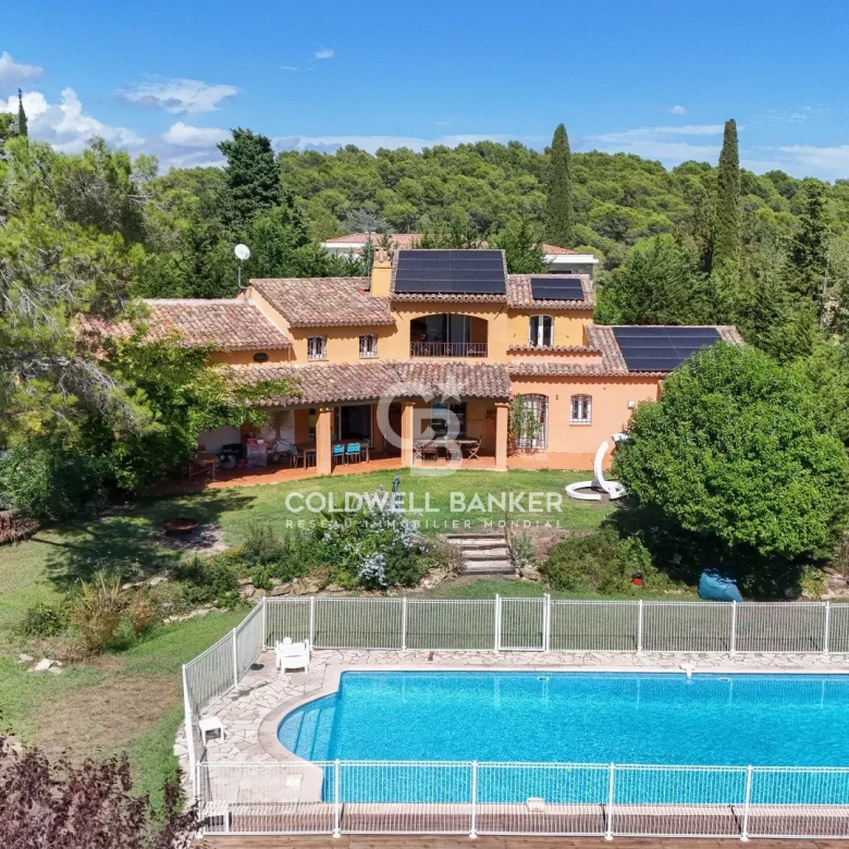 Villa contemporaine avec vue Mer