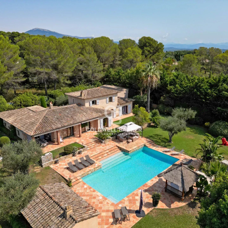 Jolie villa provençale avec vue Mer