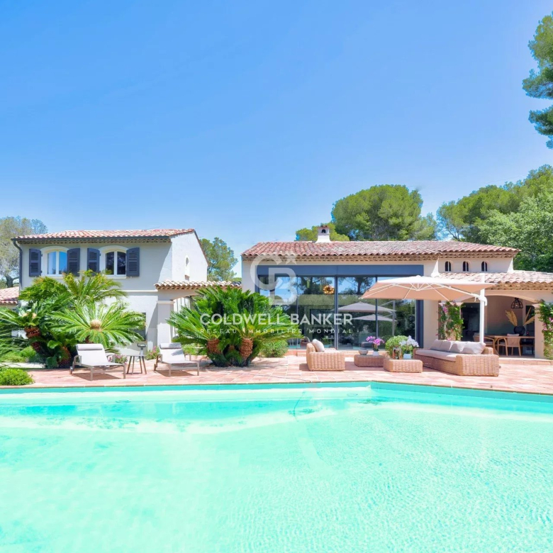 VUE MER – Terrain avec permis de construire