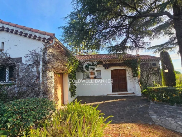 Vue Mer au calme absolu a deux pas du centre ville