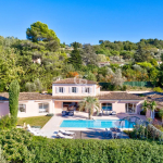 Jolie villa au calme absolu avec vue panoramique