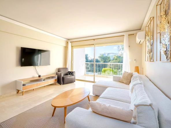 BAISSE DE PRIX – CANNES/MONTROSE – RÉSIDENCE SÉCURISÉ AVEC PISCINE ET PARC ARBORÉ