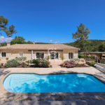 Superbe villa en parfait état dans domaine fermé