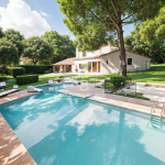 Character villa with potential in a prestigious field